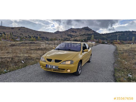 Sahibinden Renault Megane 1.6 Coupe Expression 2000 Model