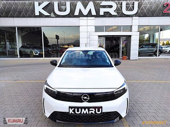 KUMRU OTOMOTİV'DEN 2025 OPEL CORSA 1.2 T 100 HP EDİTİON