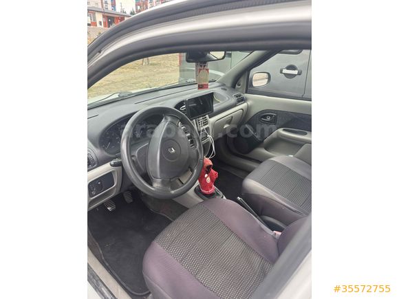 Sahibinden Renault Clio 1.5 dCi Expression 2004 Model 