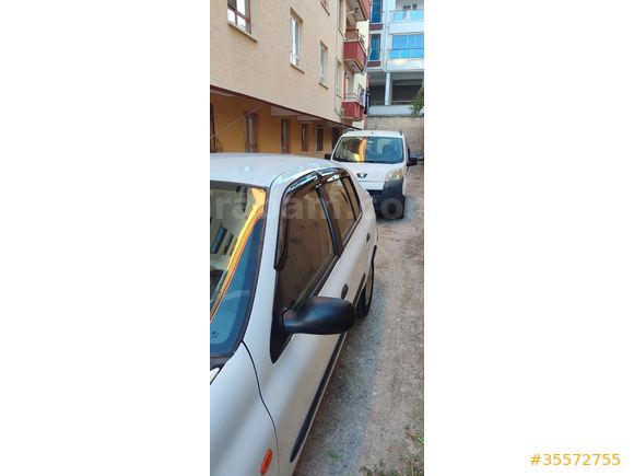 Sahibinden Renault Clio 1.5 dCi Expression 2004 Model 