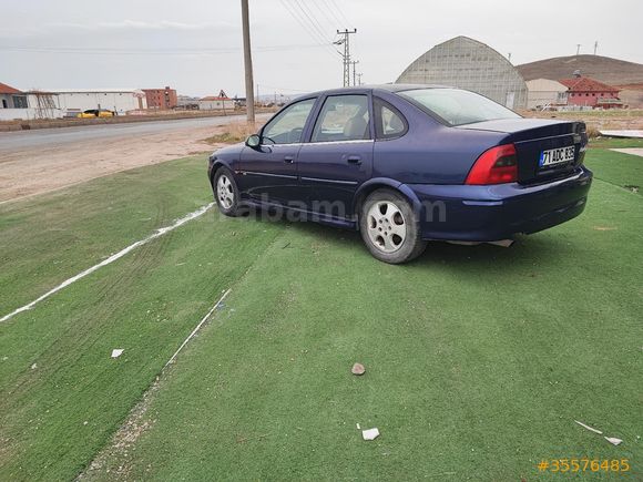 Galeriden Opel Vectra 2.0 100.Yıl 2000 Model Yozgat