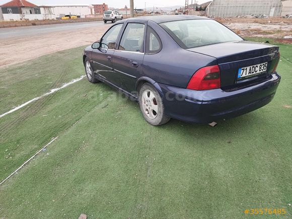 Galeriden Opel Vectra 2.0 100.Yıl 2000 Model Yozgat