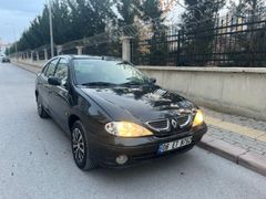 Sahibinden Renault Megane 1.6 16 valf RTE 2000 Model  440.162 km Siyah