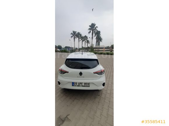 Sahibinden Renault Clio 1.0 TCe Evolution 2024 Model