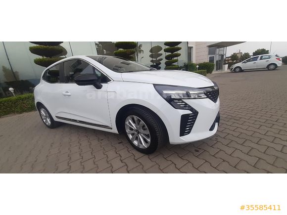Sahibinden Renault Clio 1.0 TCe Evolution 2024 Model