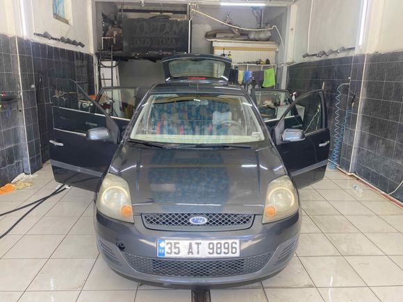 Sahibinden Ford Fiesta 1.4 TDCi Comfort 2006 Model 