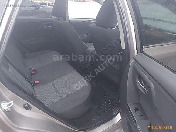 2013 Tam Otomatik Toyota Auris 1.6 Active Skypack Multidrive S
