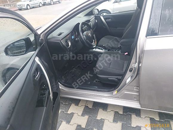 2013 Tam Otomatik Toyota Auris 1.6 Active Skypack Multidrive S