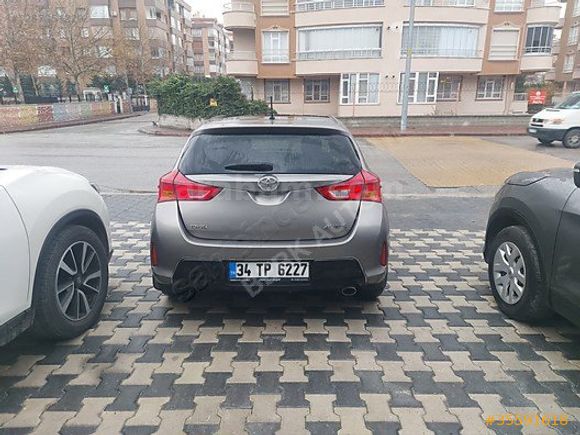2013 Tam Otomatik Toyota Auris 1.6 Active Skypack Multidrive S
