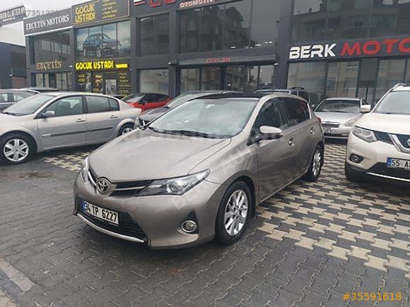 2013 Tam Otomatik Toyota Auris 1.6 Active Skypack Multidrive S