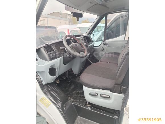 CAN 2 OTOMOTİVDEN 2011 MODEL PANELVAN KLİMALI CAM GİBİ