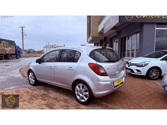 ÖMER ÖZER'DEN 2011 MODEL 157.000 KM 1.3 CDTİ ENJOY OPEL CORSA