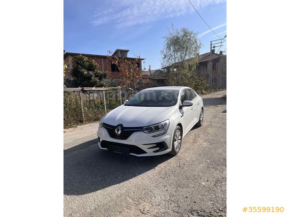 Sahibinden Renault Megane 1.3 TCe Joy 2022 Model 