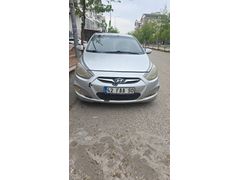 Sahibinden Hyundai Accent Blue 1.6 CRDI Mode Plus 2013 Model