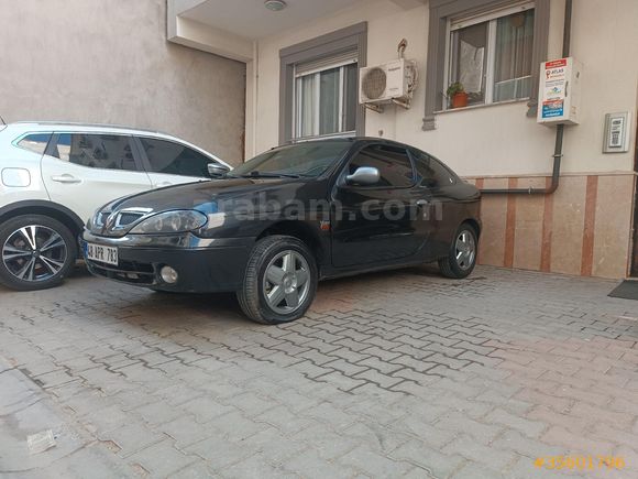 Sahibinden Renault Megane 1.6 Coupe RXI 2001 Model