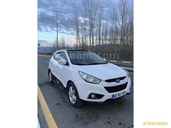  Hyundai ix35 1.6 GDI Style Plus 2013 Model 