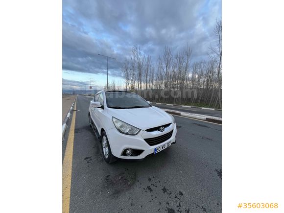  Hyundai ix35 1.6 GDI Style Plus 2013 Model 