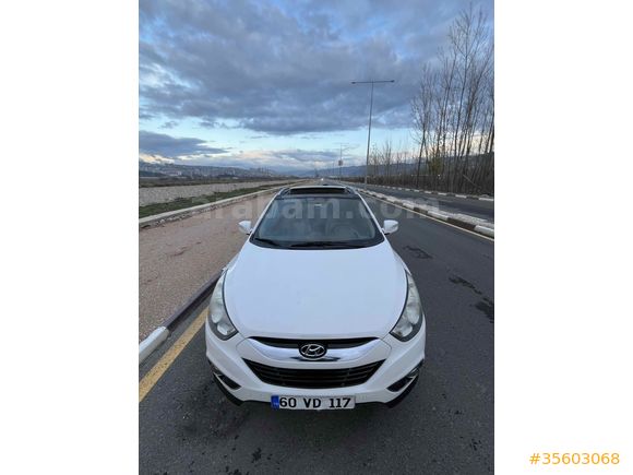  Hyundai ix35 1.6 GDI Style Plus 2013 Model 