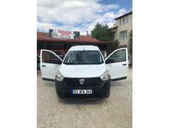 2017 MODEL DACİA DOKKER 
MOTOR YÜRÜYEN KUSURSUZ  
İÇİ DIŞI SIFIRDAN FARKSIZ 1.5 DCİ KLİMALI  EMSALSİZ TEMİZLİKTE TÜM AĞIR BAKIMLARI YAPILMIŞTIR