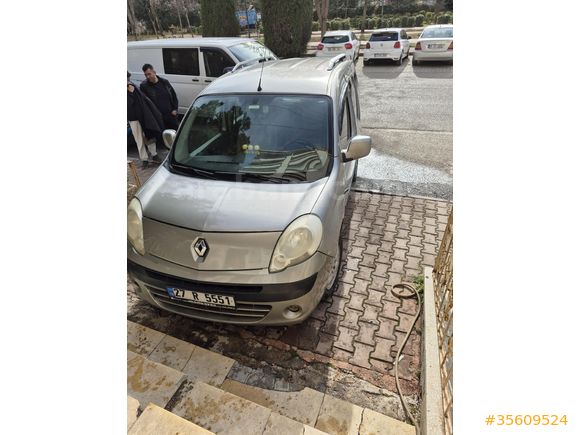 Sahibinden Renault Kangoo Multix 1.5 dCi Expression 2011 Model