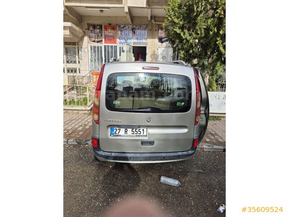 Sahibinden Renault Kangoo Multix 1.5 dCi Expression 2011 Model
