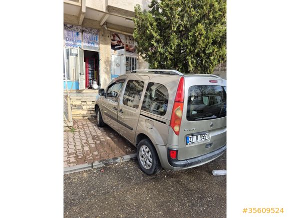 Sahibinden Renault Kangoo Multix 1.5 dCi Expression 2011 Model