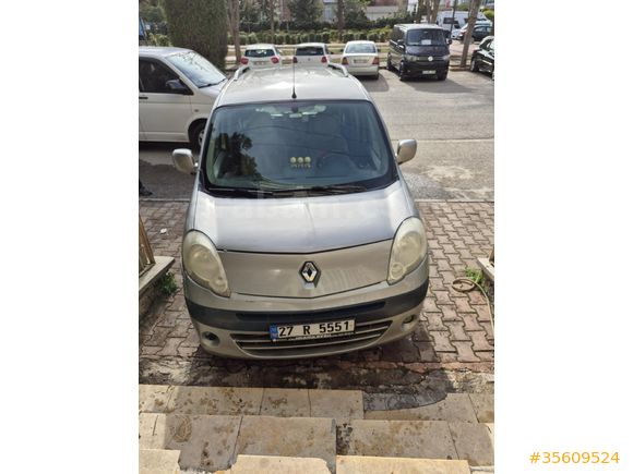 Sahibinden Renault Kangoo Multix 1.5 dCi Expression 2011 Model