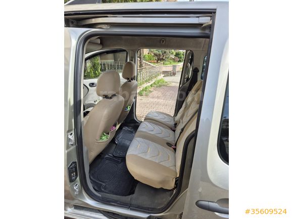 Sahibinden Renault Kangoo Multix 1.5 dCi Expression 2011 Model