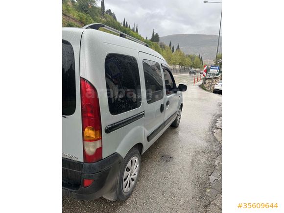 Sahibinden Renault Kangoo Multix 1.5 dCi Authentique 2004 Model 