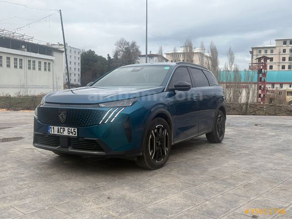 Akademisyenden ihtiyaç nedeniyle satılık 2025 Model Peugeot E-5008 Allure 5koltk