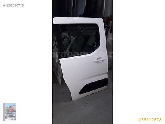 TOYOTA PROACE CİTY ÇIKMA KAPI