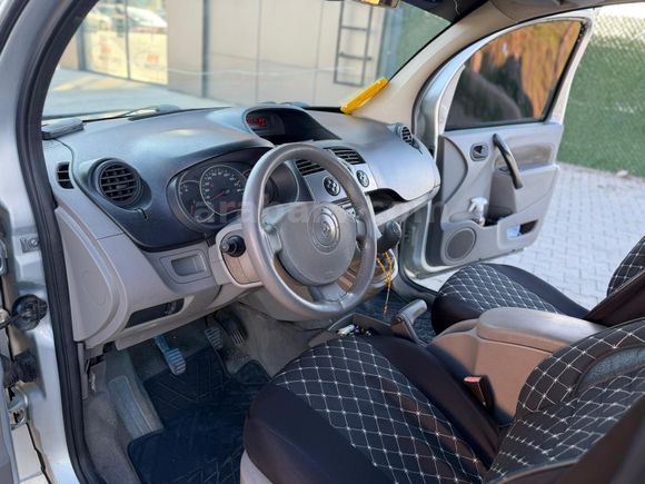 Sahibinden Renault Kangoo Multix 1.5 dCi Expression 2009 Model