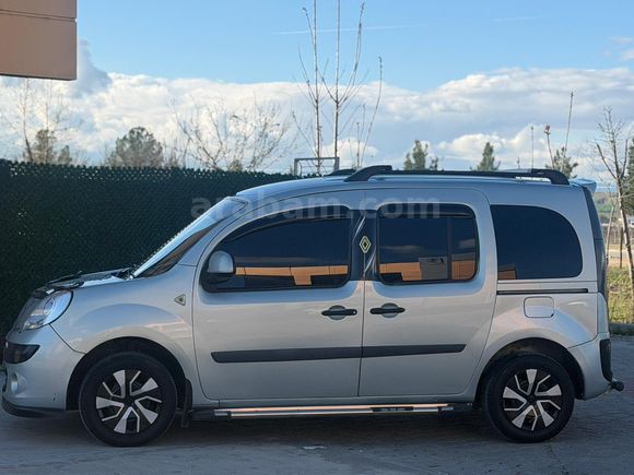Sahibinden Renault Kangoo Multix 1.5 dCi Expression 2009 Model