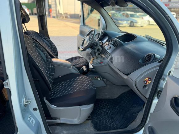 Sahibinden Renault Kangoo Multix 1.5 dCi Expression 2009 Model