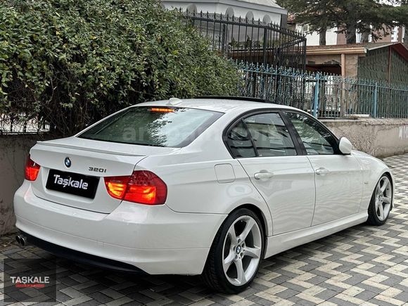 2009 3.20İ E90 HATASIZ DEĞİŞENSİZ 1.5 PRÇ BOYALI 320.000 KM