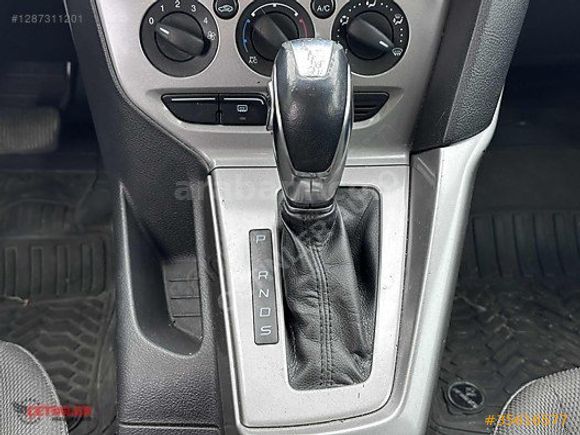 ÇETİNLER AUTO'DAN FORD FOCUS TEMİZ AİLE ARACI