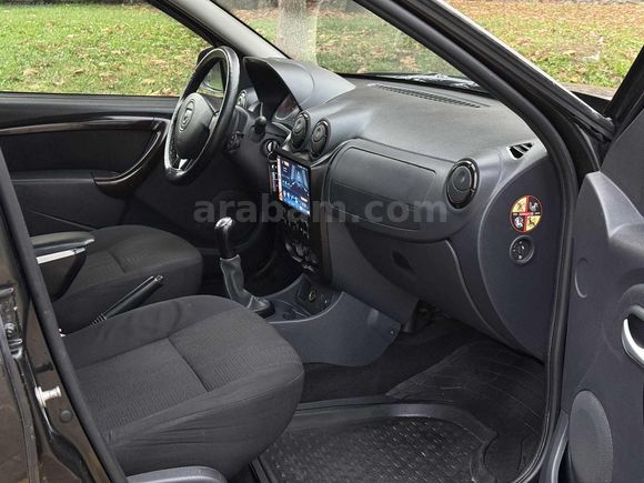 DACİA DUSTER 1.5 DCİ 4X2 LAUREATE ORJİNAL EMSALSİZ TEMİZLİKTE