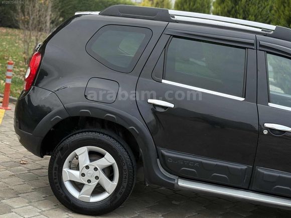 DACİA DUSTER 1.5 DCİ 4X2 LAUREATE ORJİNAL EMSALSİZ TEMİZLİKTE