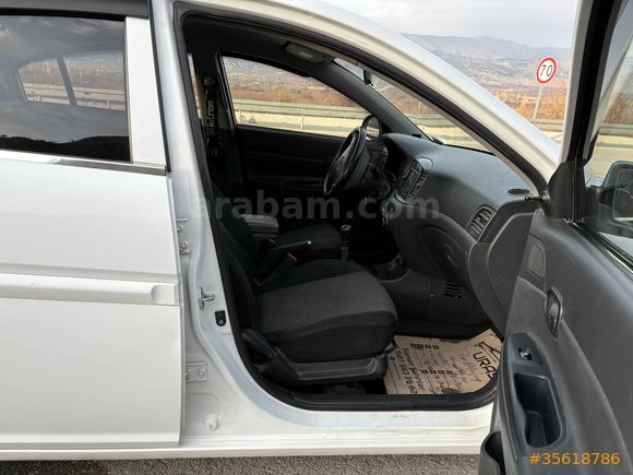 HATASIZ ABSli SERVİS BAKIMLI 6 YILLIK SAHİBİNDEN