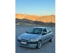 Sahibinden Renault Clio 1.4 RTA 2002 Model