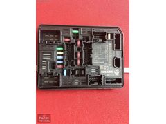 RENAULT CLİO 5 UCH BEYNİ SİGORTA TABLASI 284B71965R