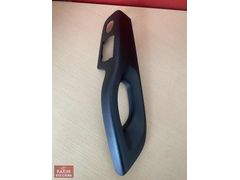 RENAULT TRAFİC VİVARO SOL ÖN İÇ KAPI TUTMA KOLU 806832629R