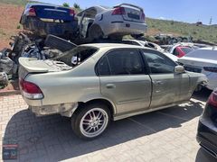 Honda-Civic ies 96-01 Çıkma Sağ Kapı