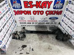 Toyota-Corolla 2013-2018 Arka hatasız dingil
