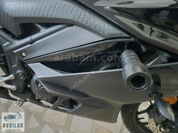 YAMAHA R25 ABS