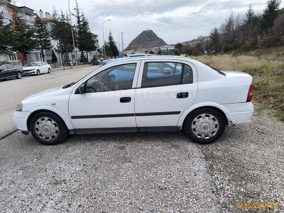 Öğretmenden Opel Astra 1.4 Classic Twinport 2006 Model