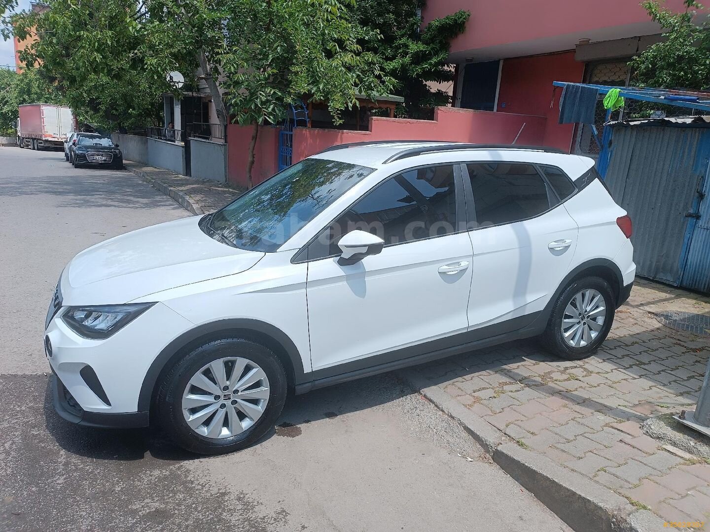 Sahibinden Seat Arona 1.0 EcoTSI Style 2021 Model İstanbul 74.000 km Beyaz 3