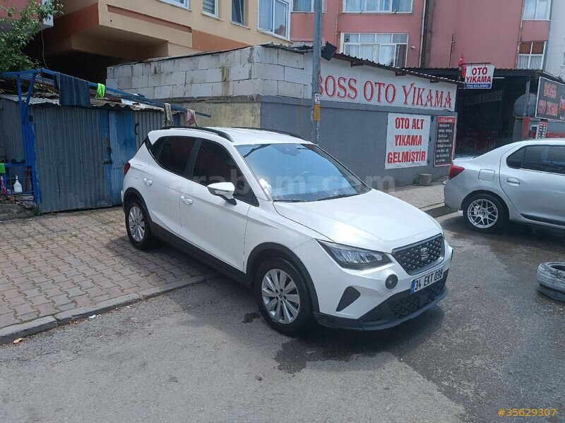 Sahibinden Seat Arona 1.0 EcoTSI Style 2021 Model İstanbul 74.000 km Beyaz