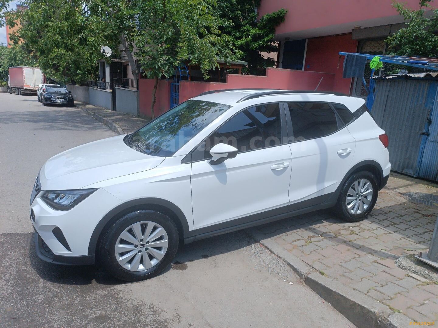 Sahibinden Seat Arona 1.0 EcoTSI Style 2021 Model İstanbul 74.000 km Beyaz 2