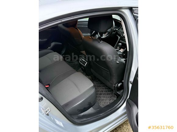Sahibinden Renault Megane 1.3 TCe Touch 2024 Model 